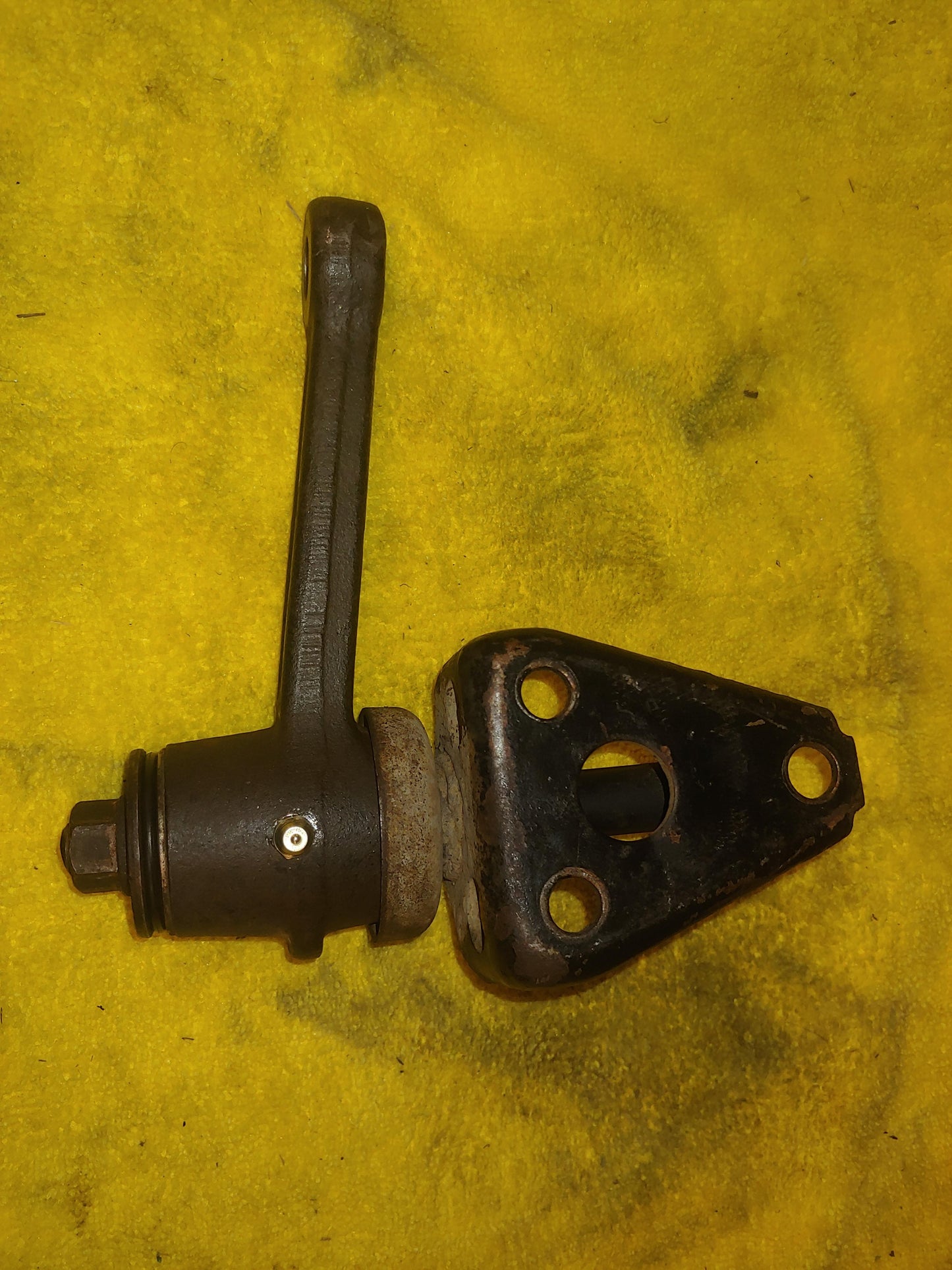 89-98 Upgraded Idler Arm
