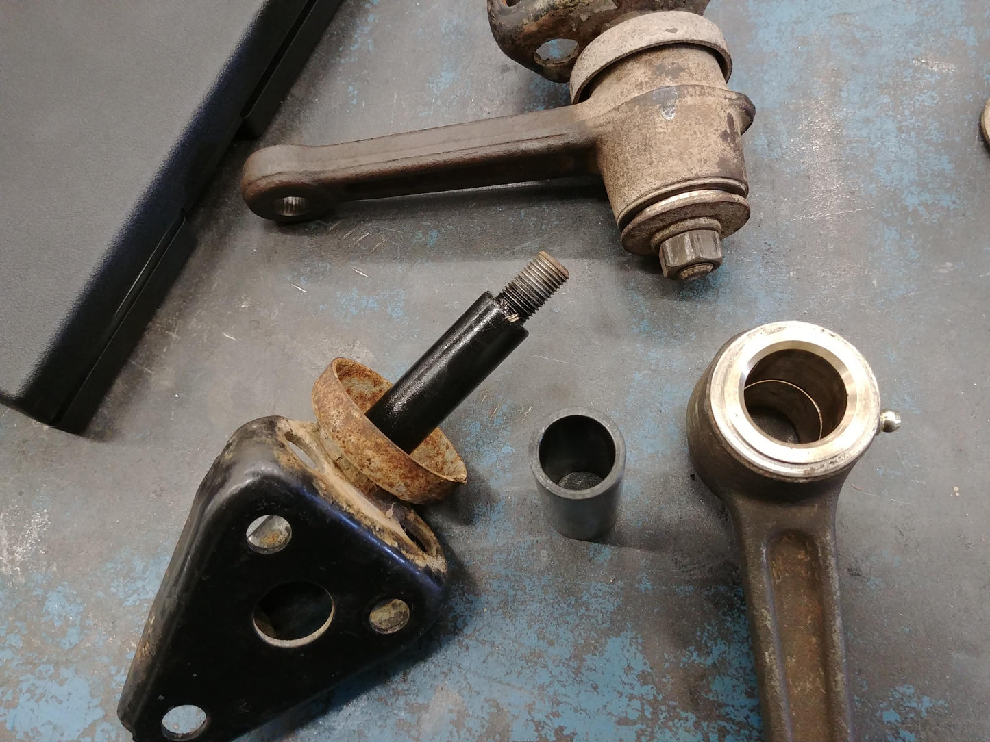 89-98 Upgraded Idler Arm